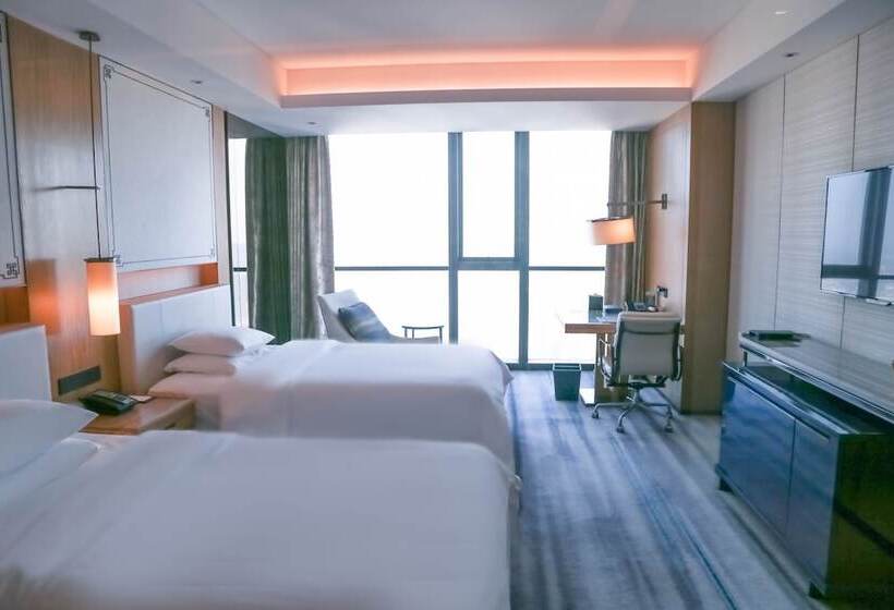 غرفة كلوب, Sheraton Zibo