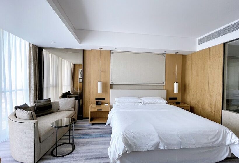 Номер Клуб, Sheraton Zibo