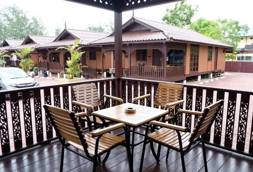 کلبه ییلاقی, D Razna Chalet Pantai Seberang Takir