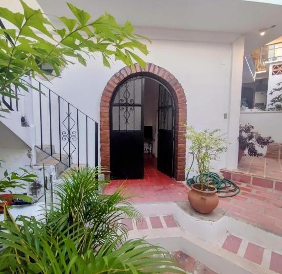اتاق استاندارد با چشم‌انداز استخر, Casa Rey Sol Vallarta