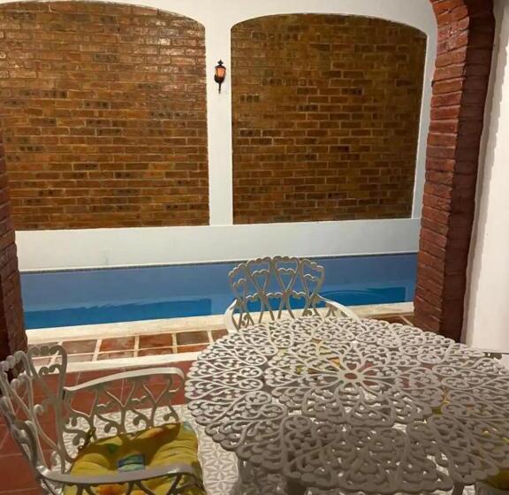 اتاق استاندارد با چشم‌انداز استخر, Casa Rey Sol Vallarta