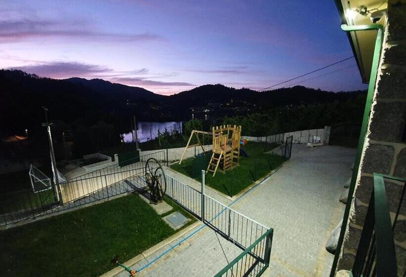 Апартаменты 2 Спальни, Condomínio   Casa Souto Do Monte
