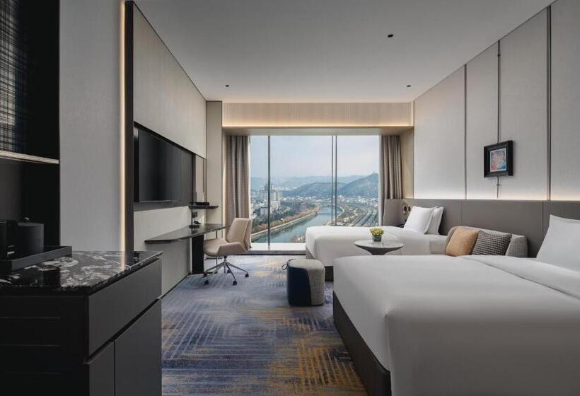 스탠다드 룸 거실포함, Crowne Plaza Shangluo By Ihg