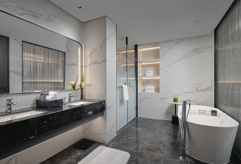 스위트, Crowne Plaza Shangluo By Ihg