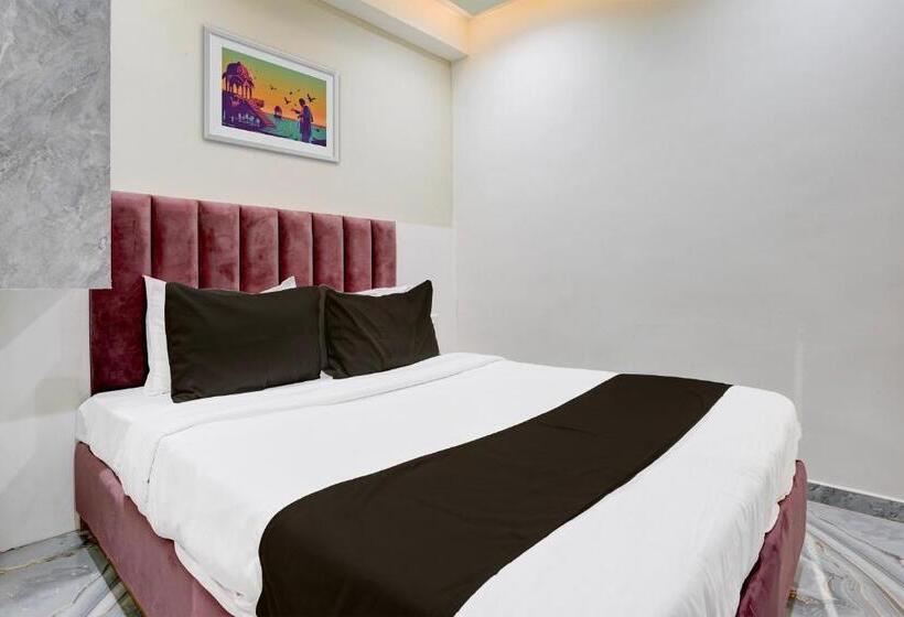 三人经典房间, Collection O Hotel Gift Inn