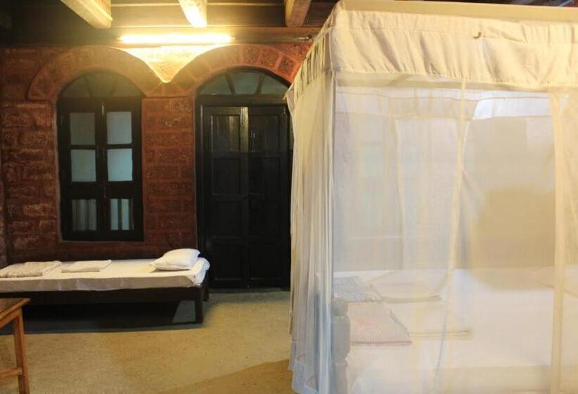 Трехместный Номер Базовый, Konkan Nest Resort