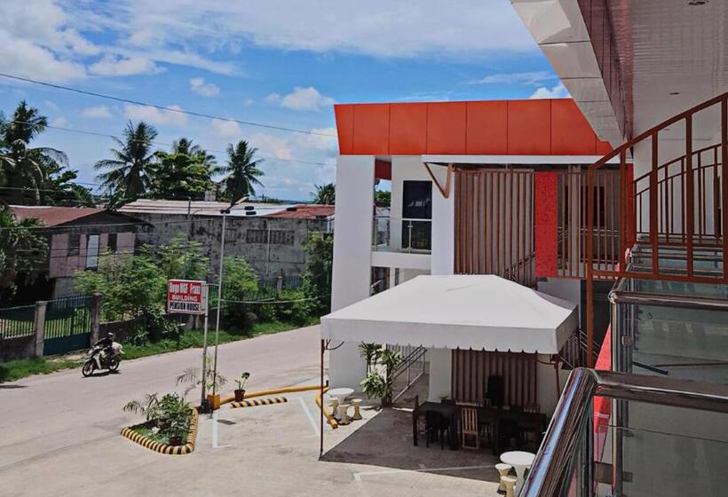 Семейный Номер, Mgf Franz Pension House