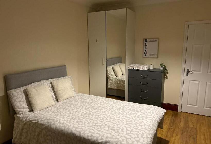 Номер Стандарт, 29 Ansell Road