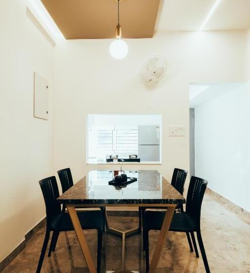Апартаменты 2 Спальни, Avalon Homes
