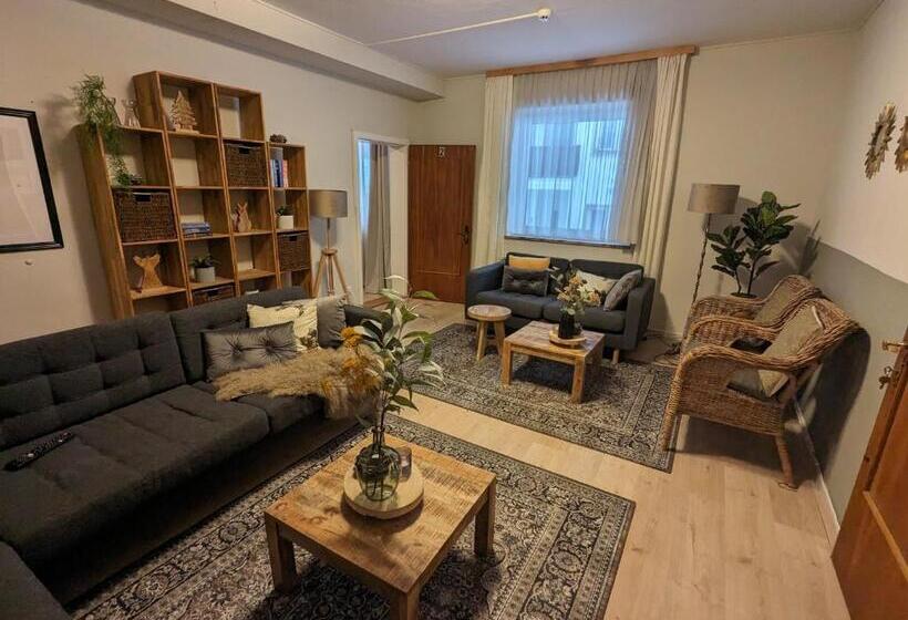 Номер Стандарт с Балконом, Chalet Hans