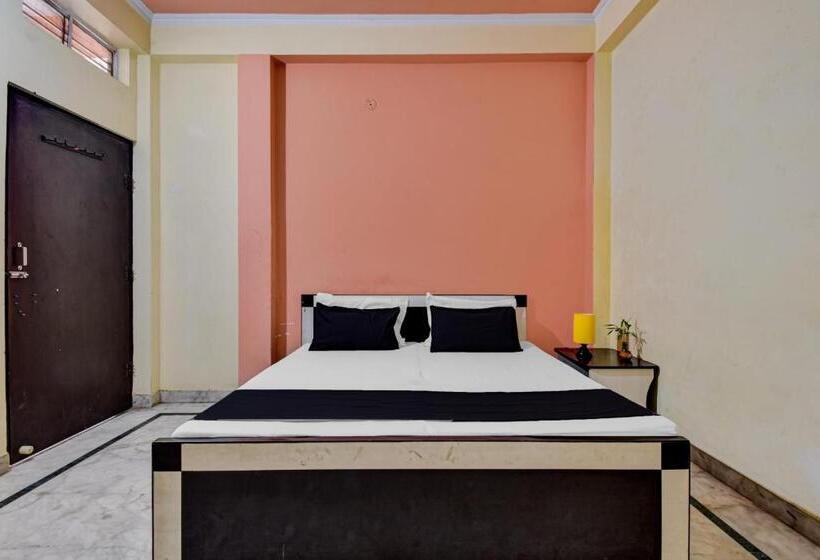 三人经典房间, Oyo Shree Ram Guest House