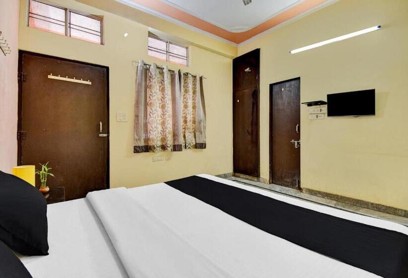 三人经典房间, Oyo Shree Ram Guest House