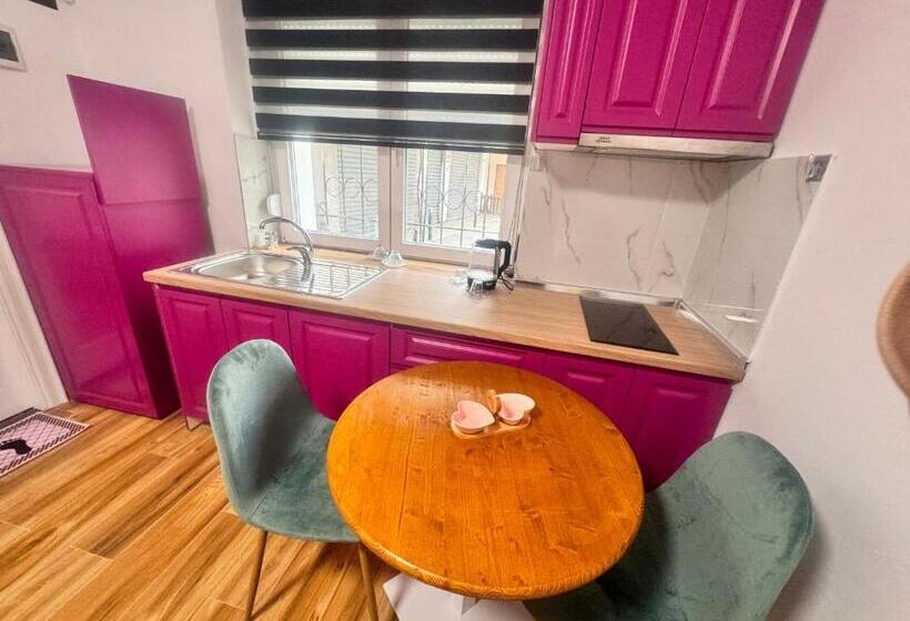 스탠다드 룸, Keli’s Apartments