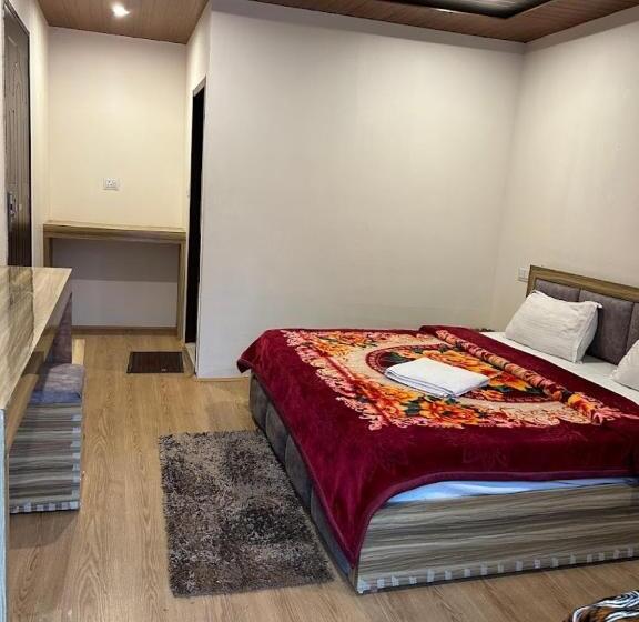 디럭스 룸, Kedar Valley Resorts Kedarnath