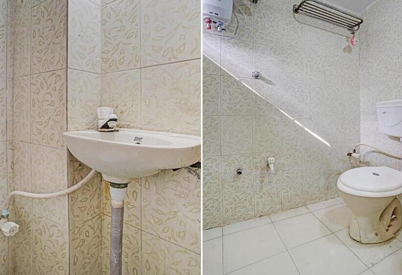 اتاق استاندارد, Collection O Hotel Kp