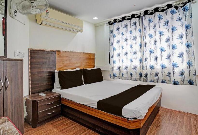 اتاق استاندارد, Collection O Hotel Kp