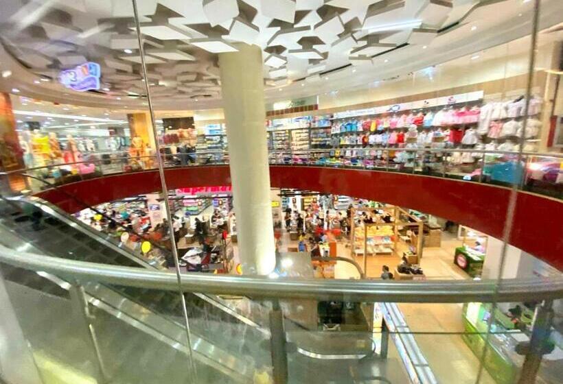 דירת שני חדרים, Group Friendly 2br Cebu Condo With Mall Access