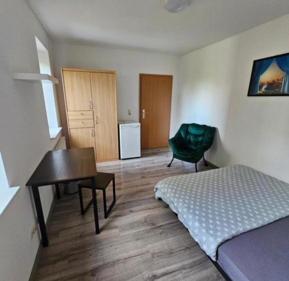 اتاق استاندارد, Private Room With Private Bathroom