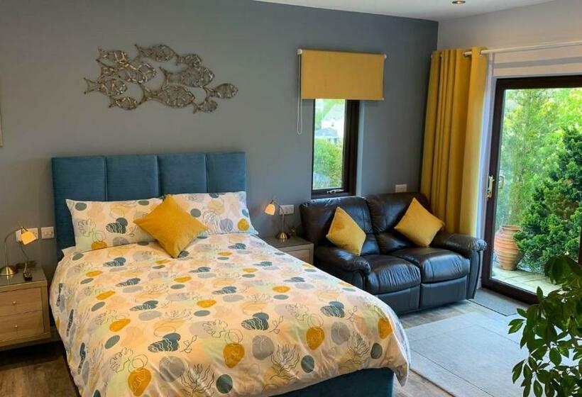 חדר דחוקס עם מיטת קינג, Portmellon Cove Guest House