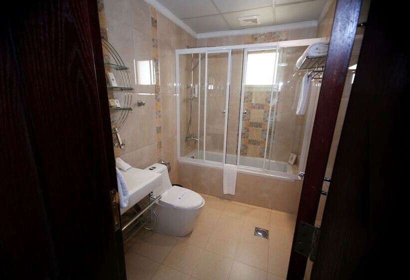 Люкс, Golden Bujari Hotel Al Khobar