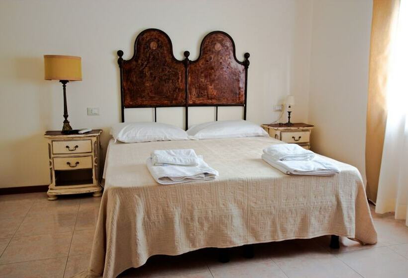 اتاق استاندارد چهار تخته, La Coralia Bed & Breakfast