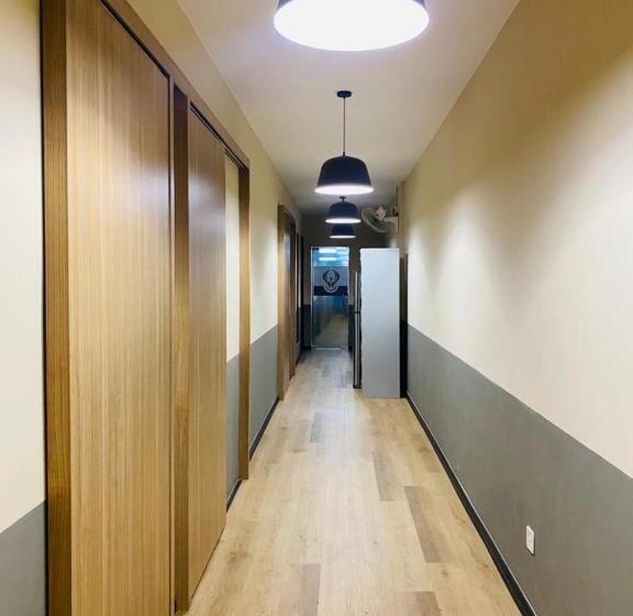 Кровать в Общей Комнате, H2 Premium Backpackers