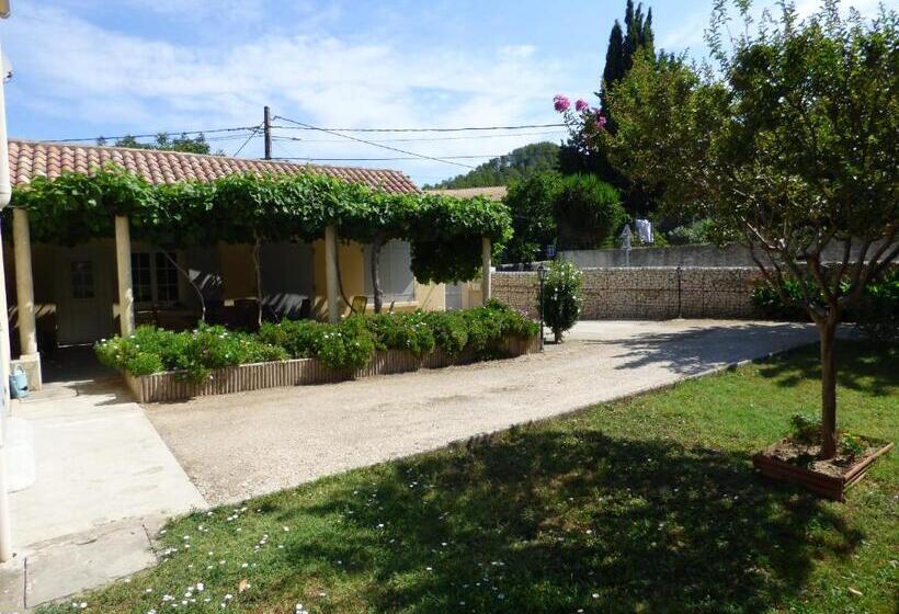 اتاق استاندارد با چشم‌انداز باغ, Chambre D Hôtes Entre Provence Et Camargue