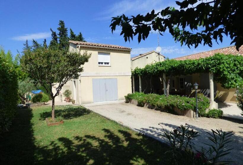 اتاق استاندارد با چشم‌انداز باغ, Chambre D Hôtes Entre Provence Et Camargue