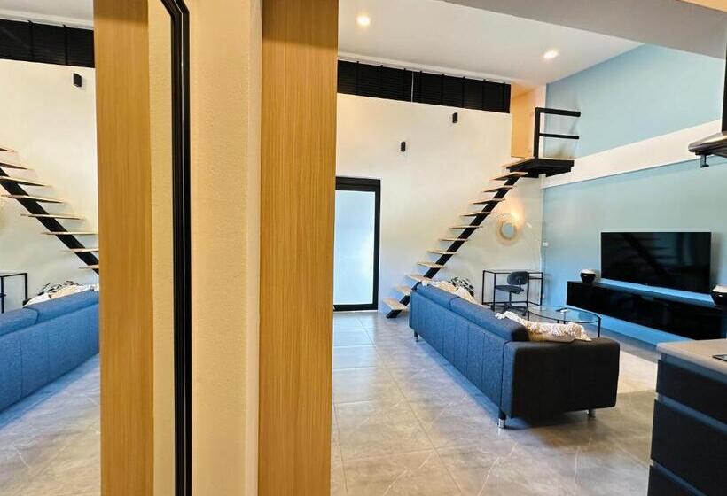 آپارتمان 1 خوابه با چشم‌انداز, Gloria’s Home