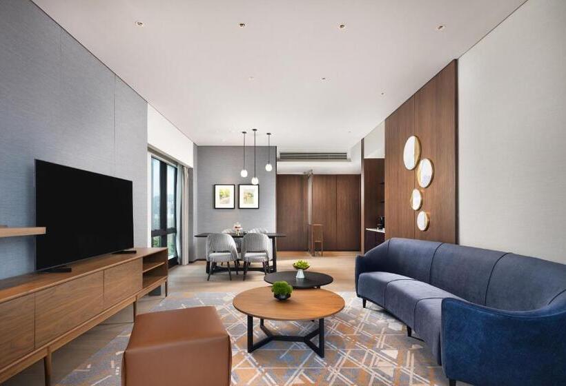 Президентский Люкс, New World Guangzhou