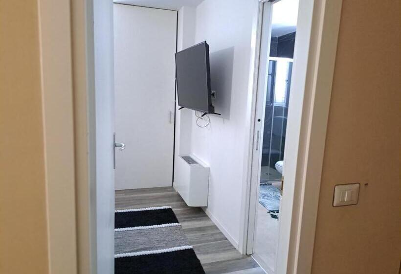 اتاق لوکس با تخت بزرگ, Casa Adriatik & Marina