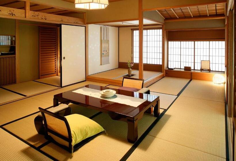 Люкс, 天童荘 Tendoso