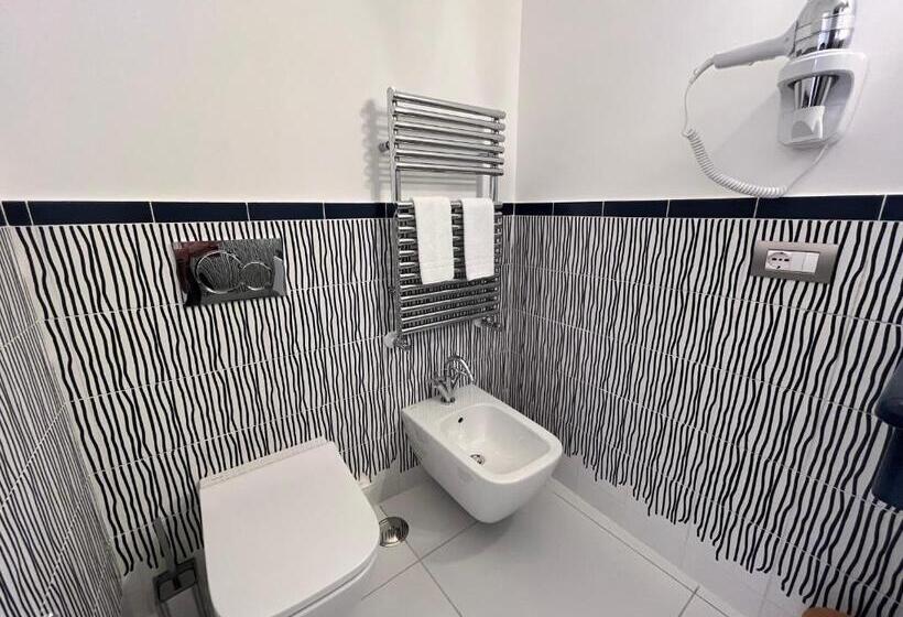 Номер Стандарт с Террасой, Milky Suites Positano