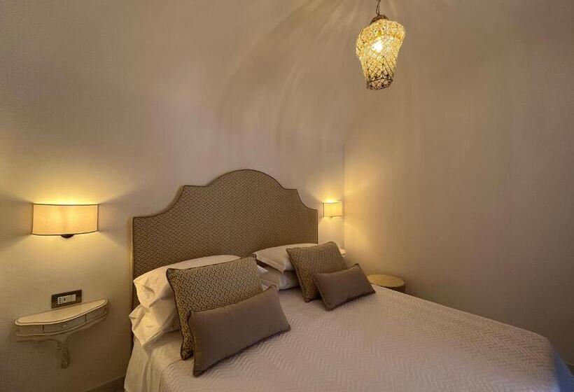 Номер Стандарт с Террасой, Milky Suites Positano