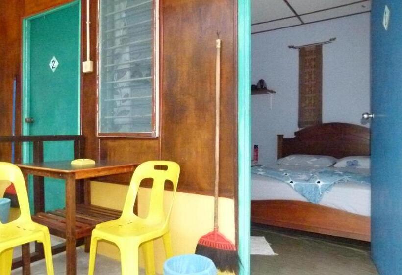 اتاق استاندارد با سرویس بهداشتی مشترک, Cheers Garden Chalet