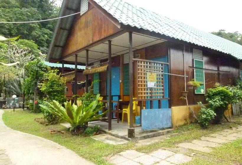 اتاق استاندارد با سرویس بهداشتی مشترک, Cheers Garden Chalet