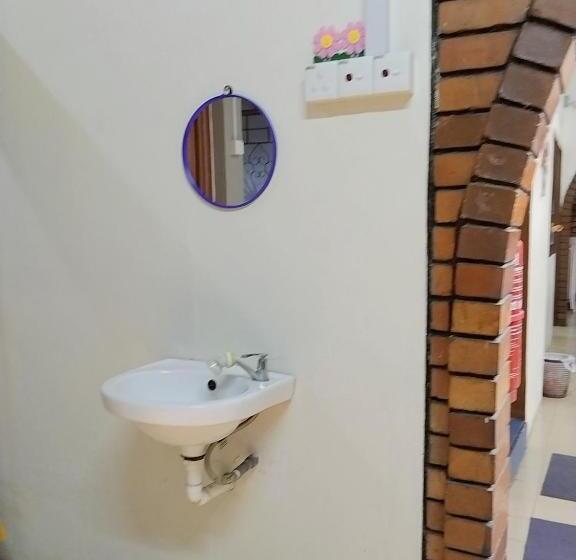 Номер Deluxe Кровать Кинг, Happy Bentong Guest House