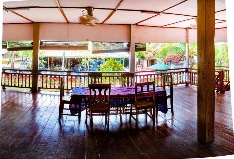 اتاق استاندارد با سرویس بهداشتی مشترک, Xaymountry Don Khon City Center Residence And Guesthouse
