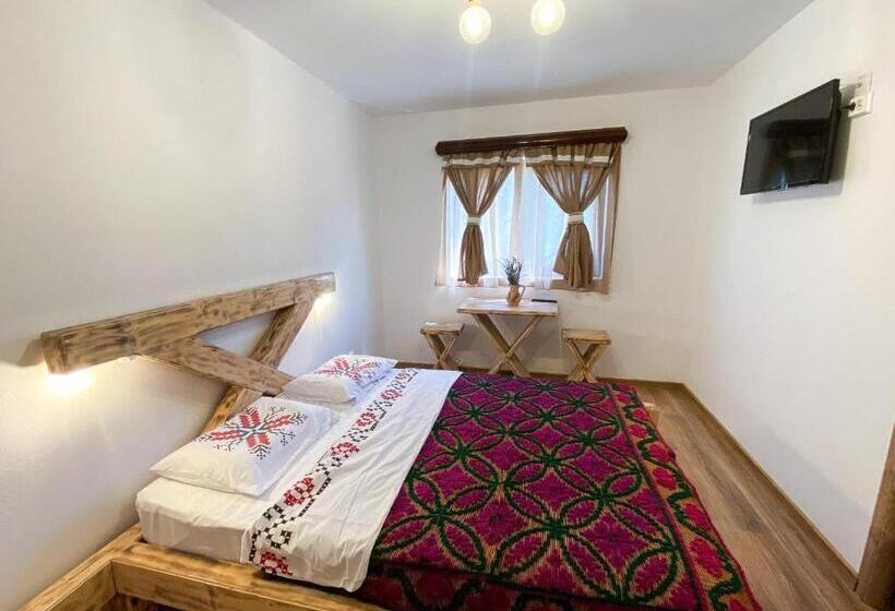 Номер Deluxe, Pensiunea Casa Hărăbor