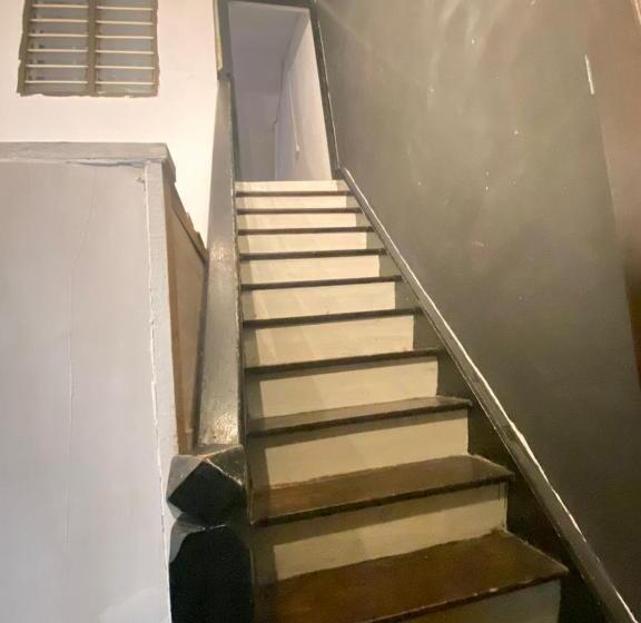 اتاق اکونومی, Hikers Sleep Port Guesthouse