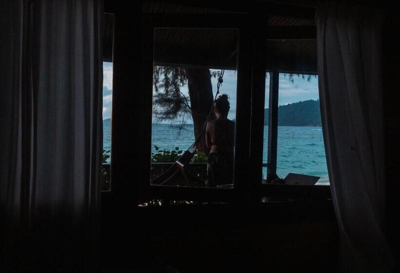 بانگلوی استاندارد, Swiss Cottage Tioman