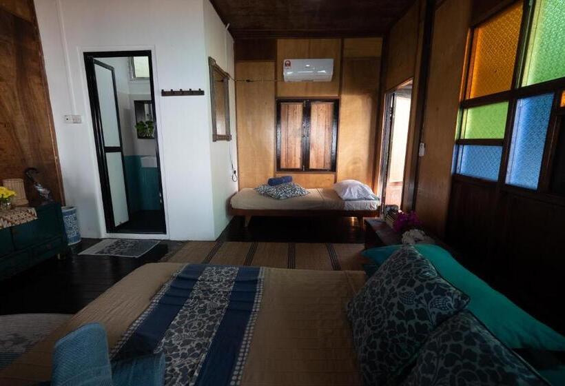 بانگلوی استاندارد, Swiss Cottage Tioman
