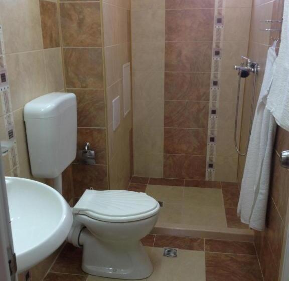Estúdio Estandar com Sacada, Guest House Sng