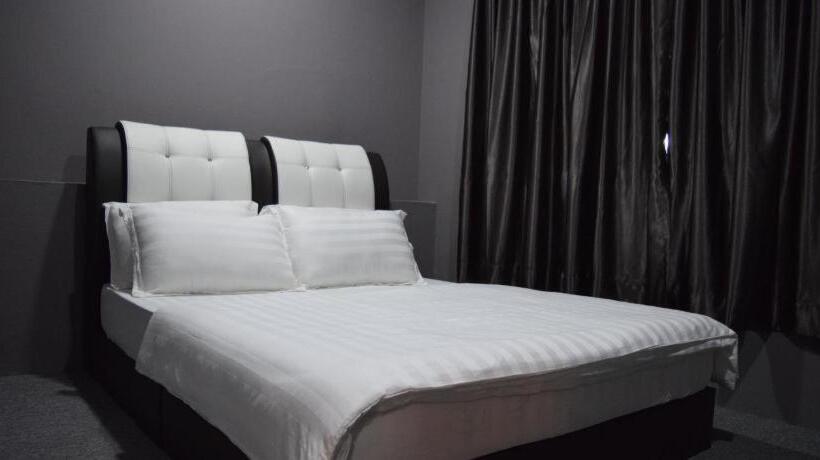 Номер Deluxe, Times Traveller Lodge 2