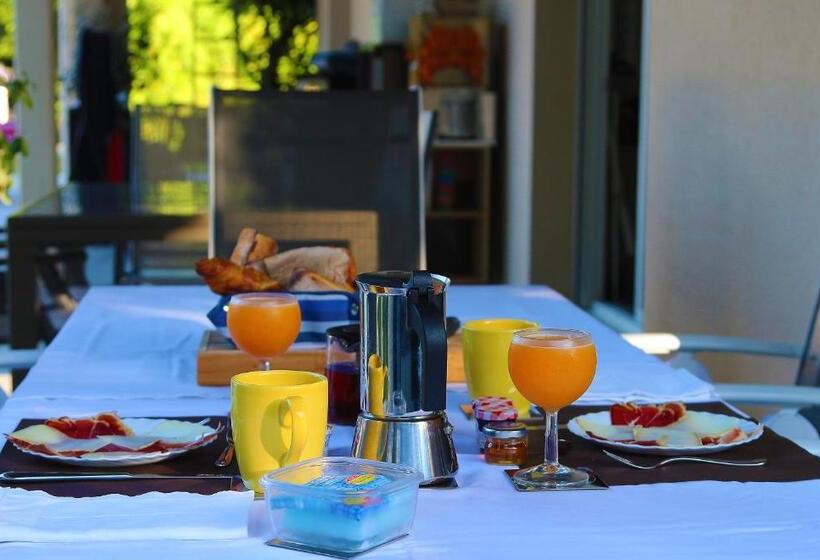 Стандартный Номер Кровать Кинг, Ursuslodge