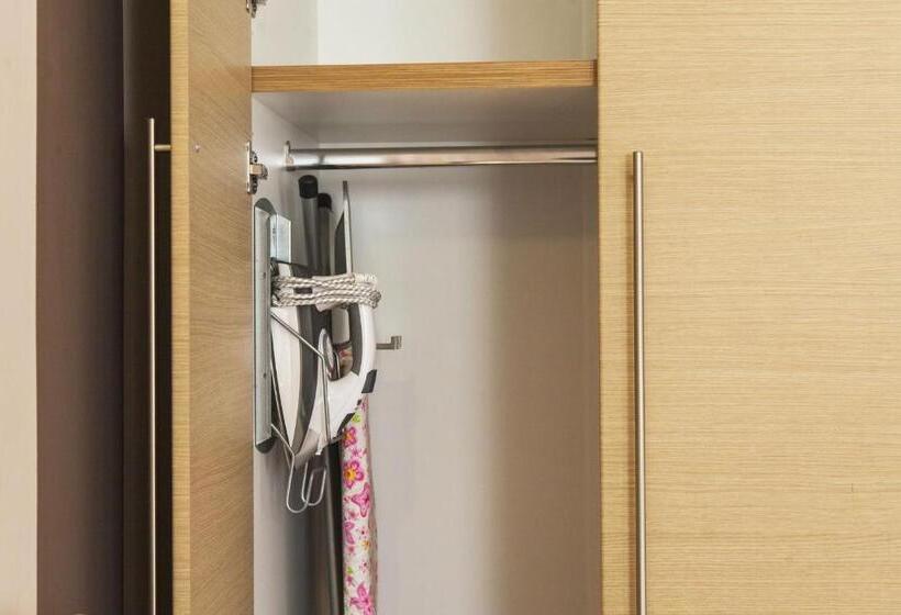 דירת חדר, Agni Suites
