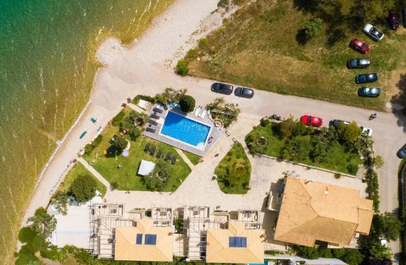 דירת חדר, Agni Suites