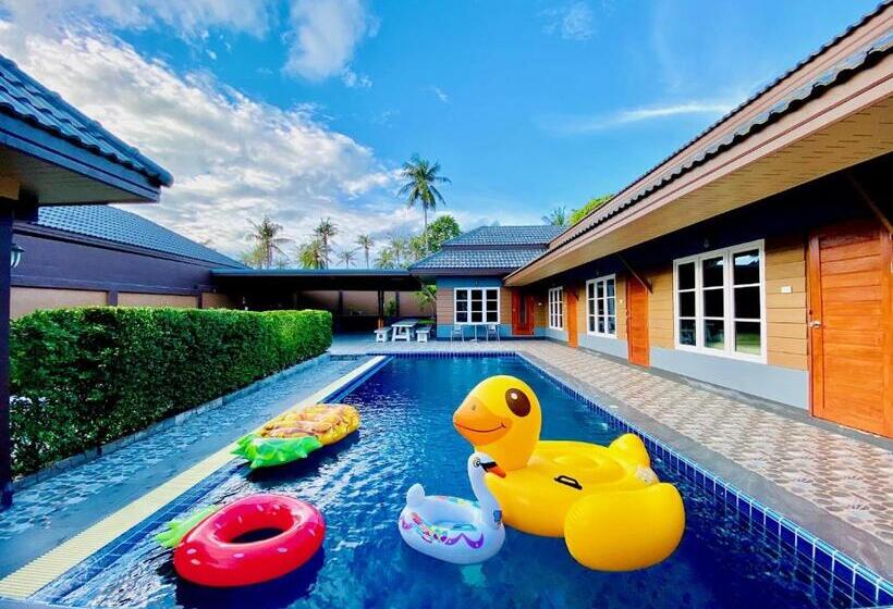 خانه 1 خوابه, Benwadee Resort Pattaya
