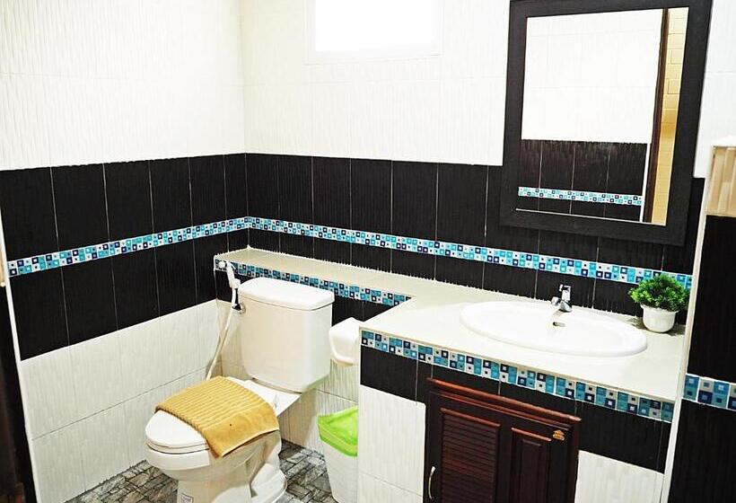اتاق خانوادگی, Benwadee Resort Pattaya