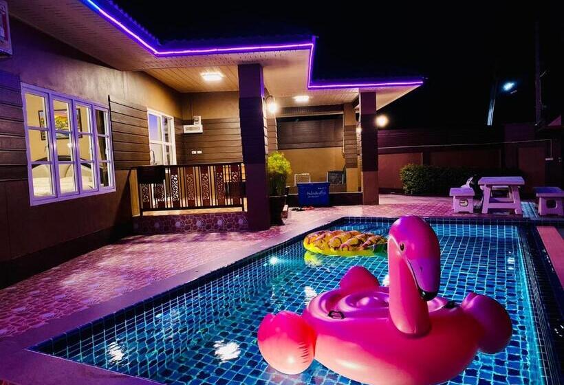 ویلای یک اتاق خوابه با استخر شنا, Benwadee Resort Pattaya